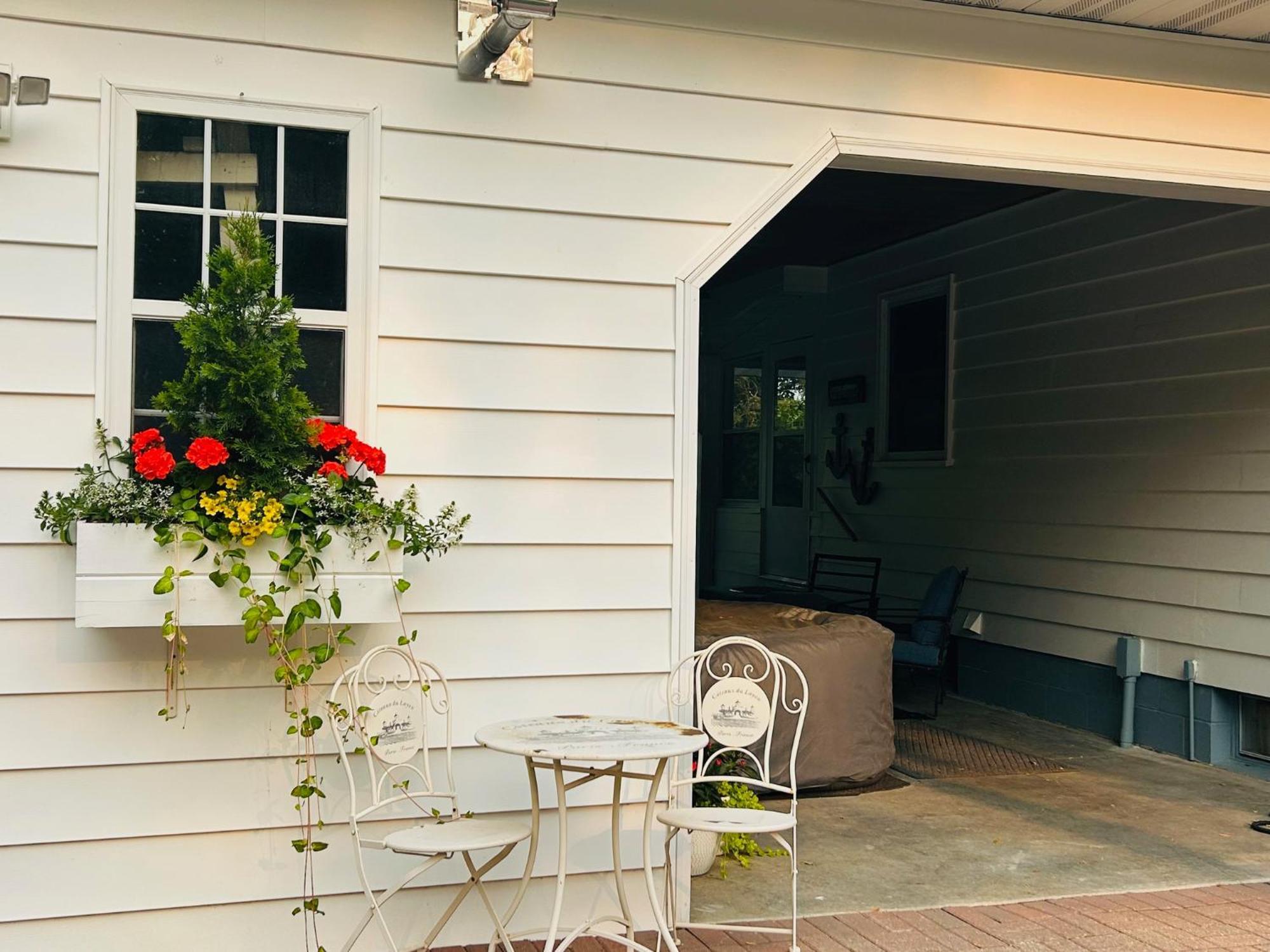 Breezeway Bay - Waterfront Full House Villa Wisconsin Dells Exterior photo